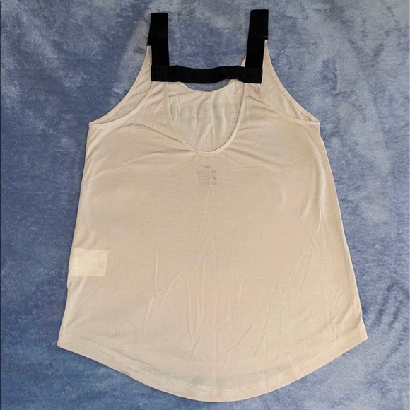 Nike Tank Top - Picture 2 of 4